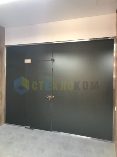 Цельно стеклянная перегородка для офиса