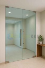 Маятниковая дверь дли коммерческого помещения