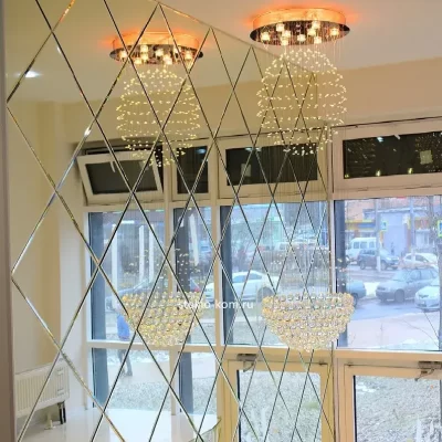 Зеркальная стена с фацетом от компании Стеклоком