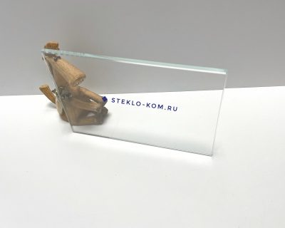 Стекло 6 мм осветленное (optiwhite)