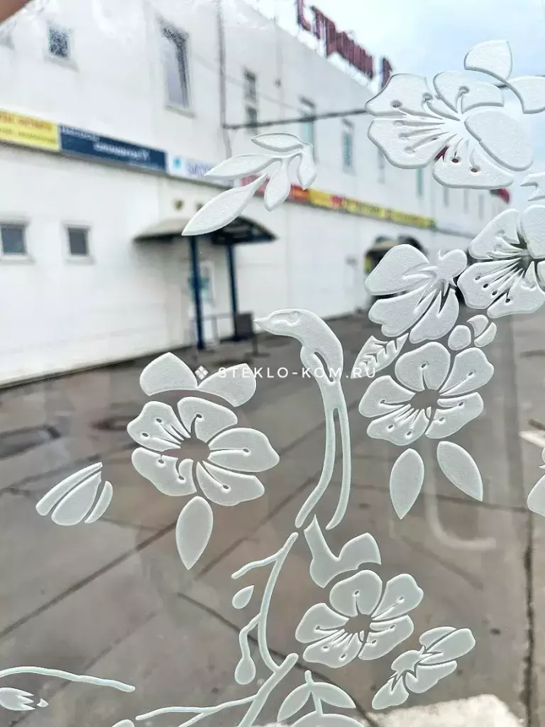 Пескоструйный рисунок на стекле