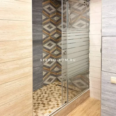 Душевая кабина с рисунком