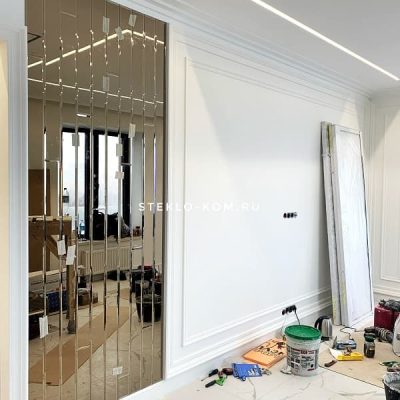 Зеркло бронза в комбинации панно