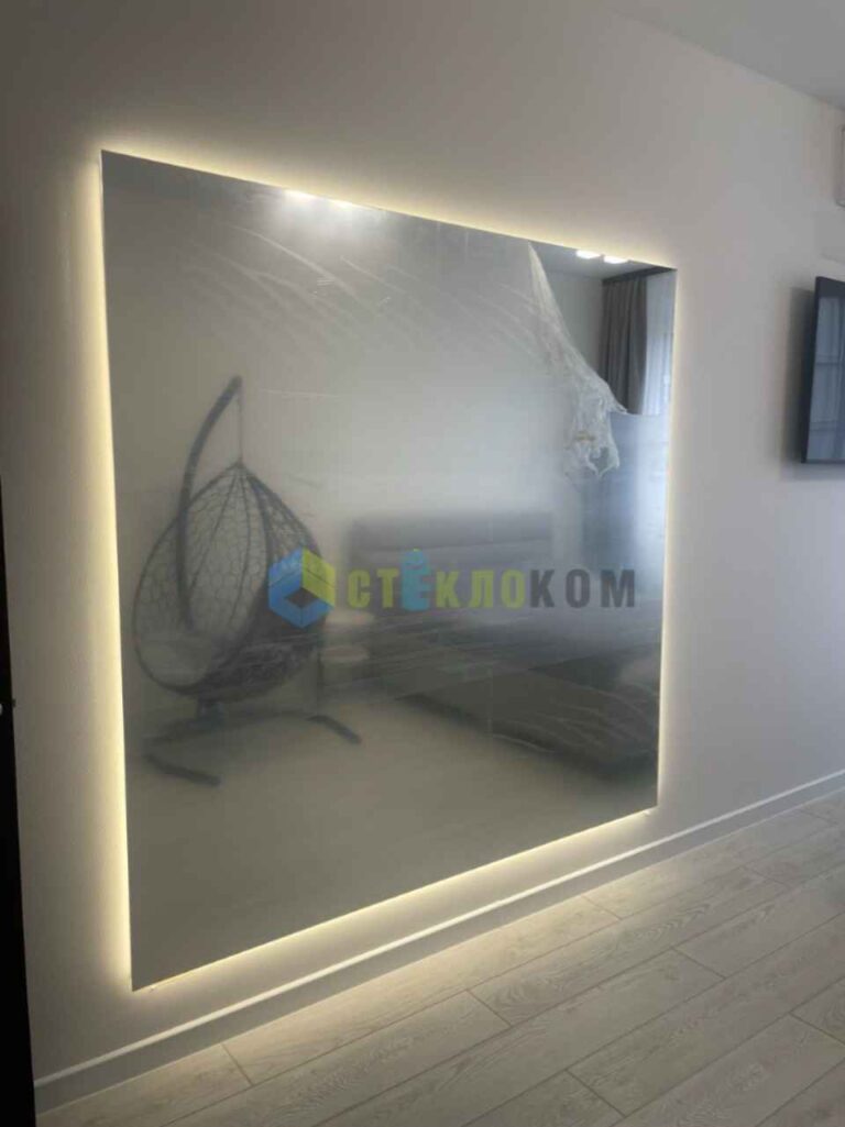Зеркало с парящей подсветкой настенное