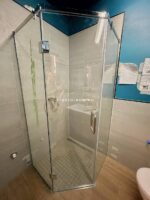 Душевая кабина пятиугольная трапеция