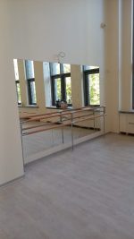 Установленный проект по изготовление и установке зеркал в танцевальный зал