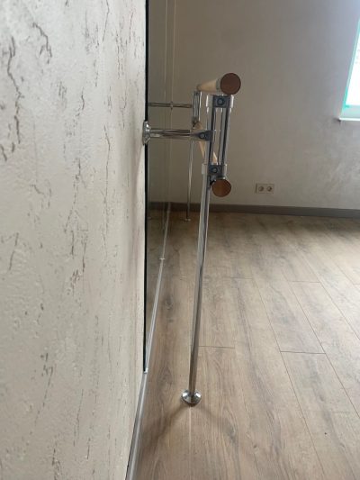 Танцевальный домашний зал, с хореографическим станком