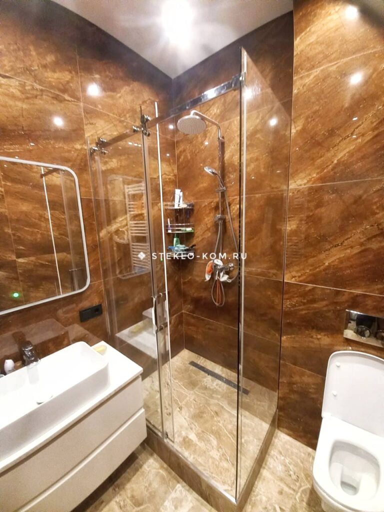 Замена душевой перегородки вышедшей из строя на новую