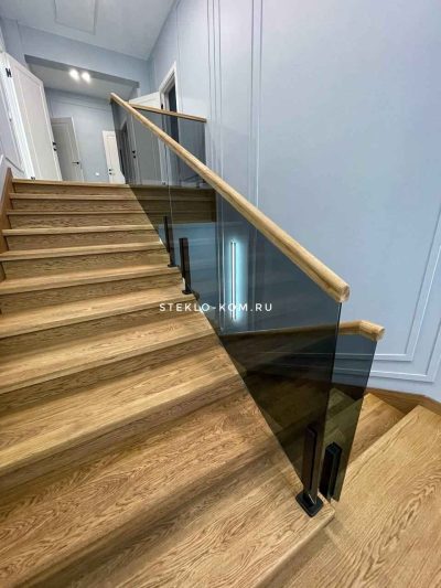 Готовая работа фото лестничной перегородки