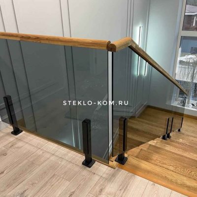 фото лестницы из стекла