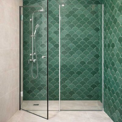 Душевая распашная дверь от компании Стеклоком