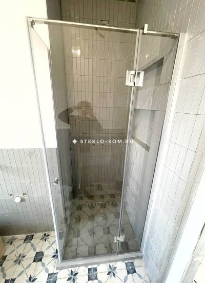 Душевая перегородка на строительный поддон